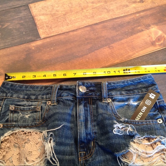AEO Hi-Rise Festival Denim Shorts✨Size 2 - Picture 5 of 7